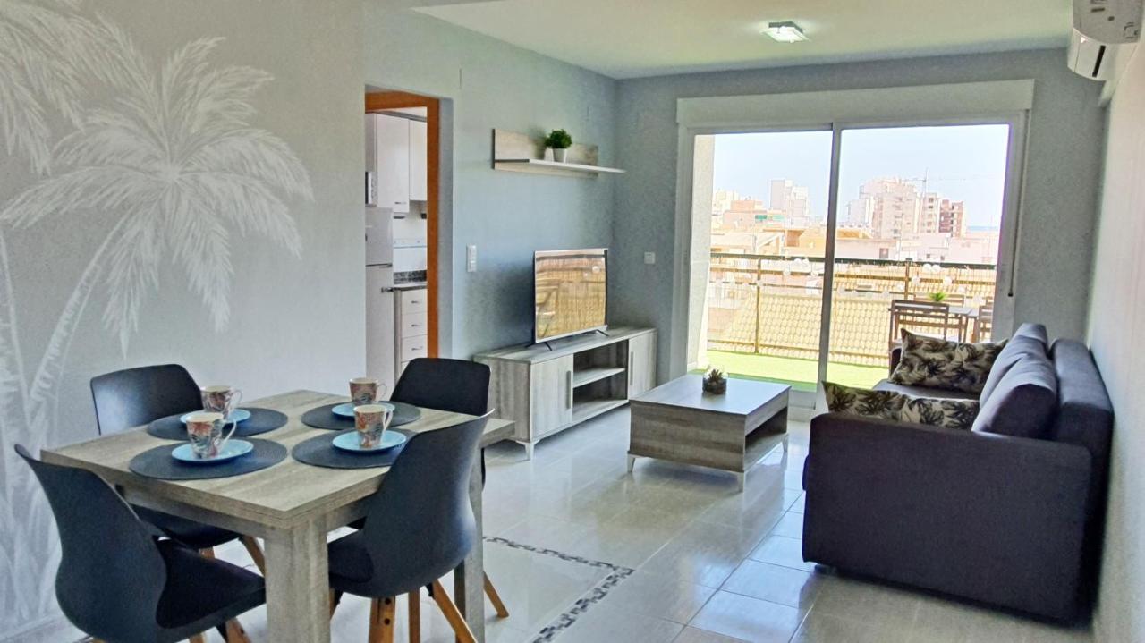 Universidad Del Mar - Alquiler Solo Familias Gandia Exterior photo